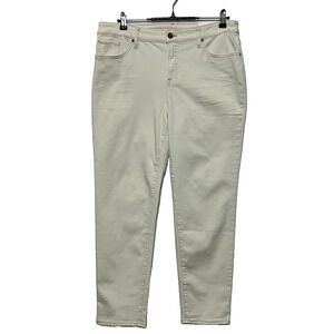 Chicos Jeans Womens 12R Cream Girlfriend So Slimming Measures 35x28 Slim Stretch